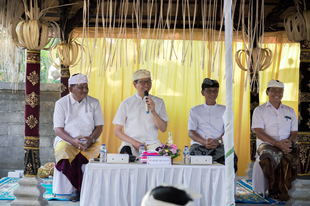Wabup Suiasa Hadiri Karya Atma Wedana Memukur di Desa Gulingan